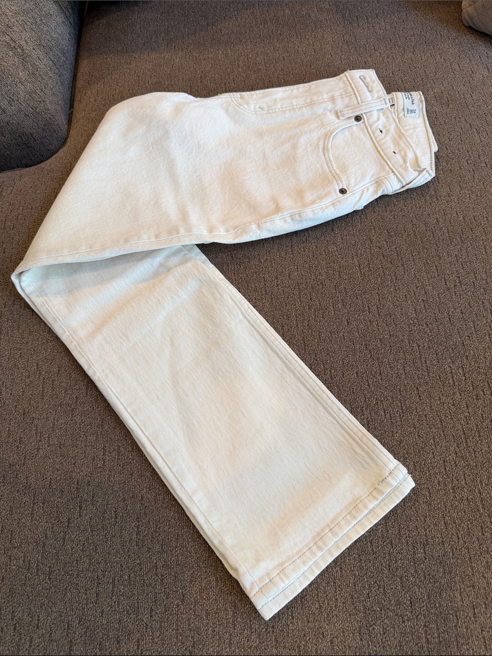 A&F 90s straight ultra high rise